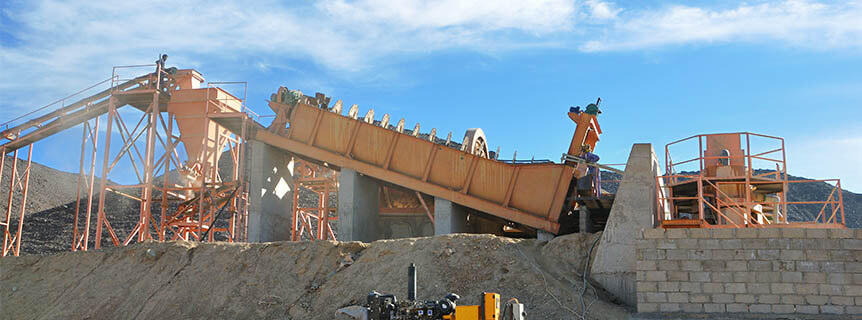 A beneficiation plant in operation.jpg